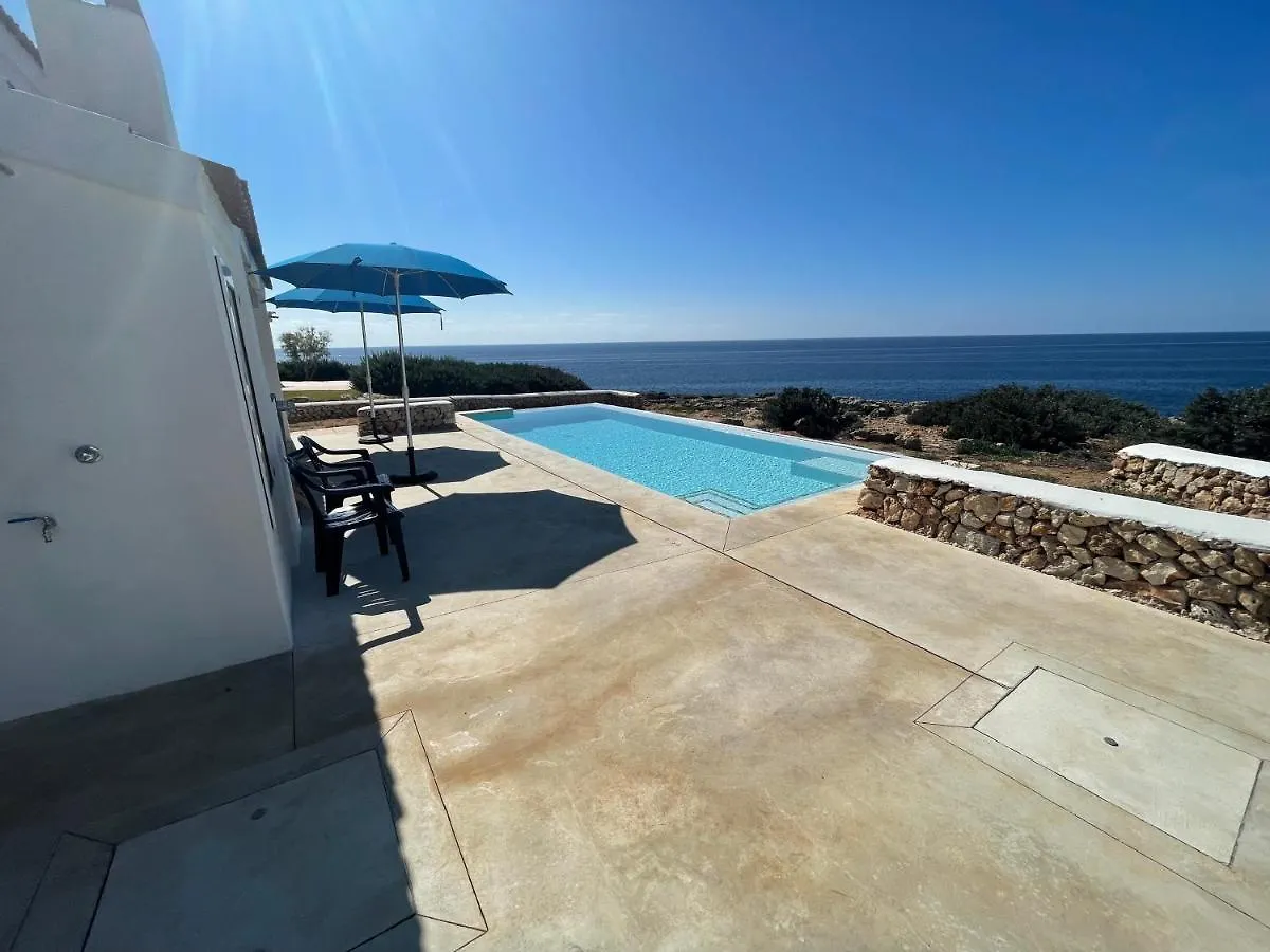 Binisamar Infinity Pool Over The Sea Binibeca Daire